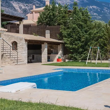 Villa Aspa's Palazzo - Tranquil And Secluded Argostoli (Kefalonia)